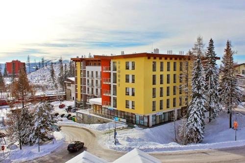 Strbske Pleso Apartment | Apartment 416 with mountain view in Hotel Crocus, Strbske Pleso