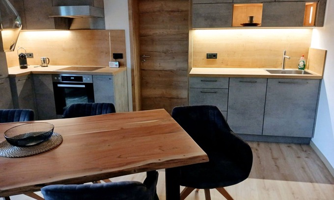 Aufham Apartment | Apartment 55 sqm for 2 persons with balcony and mountain view