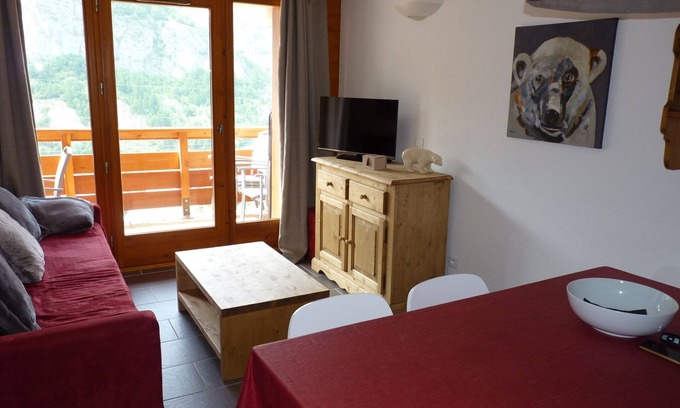 Valloire Apartment | Apartment - 6 people - Underground parking - Large balcony - Swimming pool