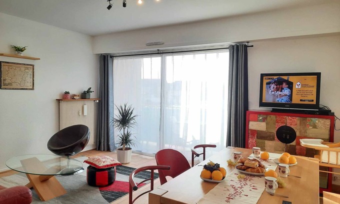 Quartier Saint-Leon Apartment | Apartment 600 m from the city center - ideal for families, parking included