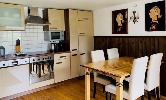 Bad Hofgastein Apartment | Apartment A - Angerhof, country house