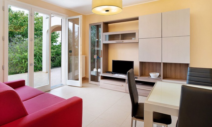 Vallebona Apartment | Apartment 'A1' with Private Terrace and Wi-Fi