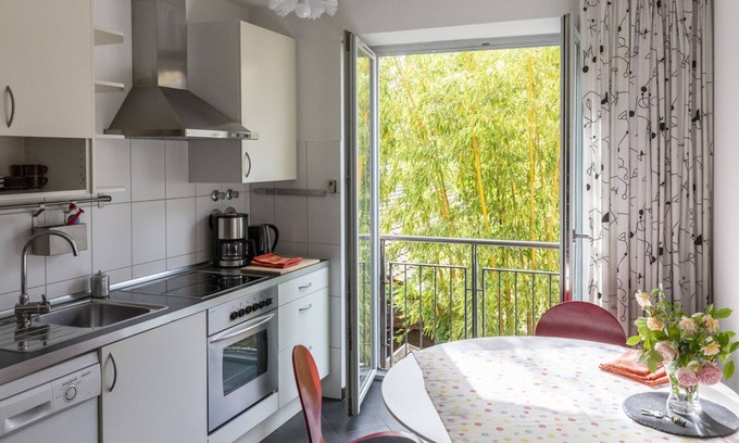 Stuhlinger Apartment | Apartment agate, 40sqm, balcony, 1 living /bedroom, max 3 people