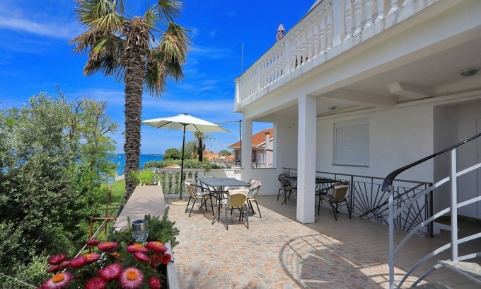 Bibinje Apartment | Apartment Aleksandra - 10 m from sea: A6(4+1) - Bibinje, Zadar riviera, Croatia