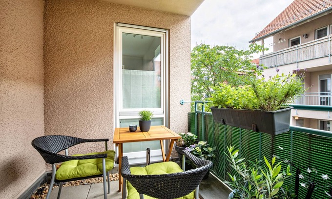 Beuren Apartment | Apartment 'Am Backhaus' with Balcony and Wi-Fi