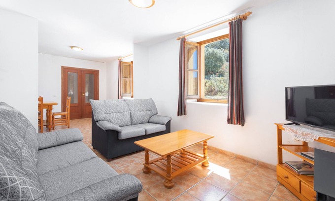 Culla Other | Apartment 'Antiga Escola De Molinell' with Mountain View, Private Terrace and Private Garden