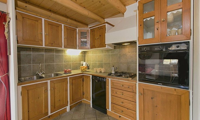 Bellamonte Apartment | Apartment 'Appartamento Tabià In Baita Lor' with Mountain View, Shared Garden and Wi-Fi