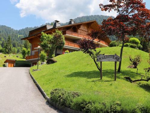 Villars-sur-Ollon Apartment | Apartment Argentière 3 by Interhome