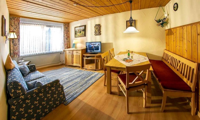 Jungholz Apartment | Apartment B (2-4) - Apartments and Bed & Breakfast Eberle