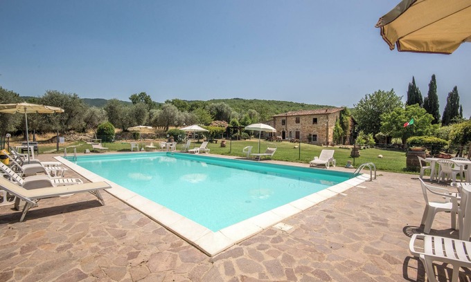 Castiglion Fibocchi Other | Apartment "Bilocale Cavaliere" with Shared Pool & Wi-Fi