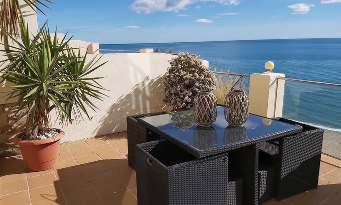 La Capellania Apartment | Apartment 'Beach Town Views' with Sea View, Wi-Fi and Air Conditioning