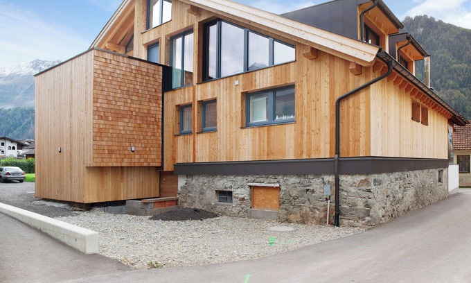 Umhausen Apartment | Apartment 'Bens Auszeit Top 5' with Mountain View and Wi-Fi