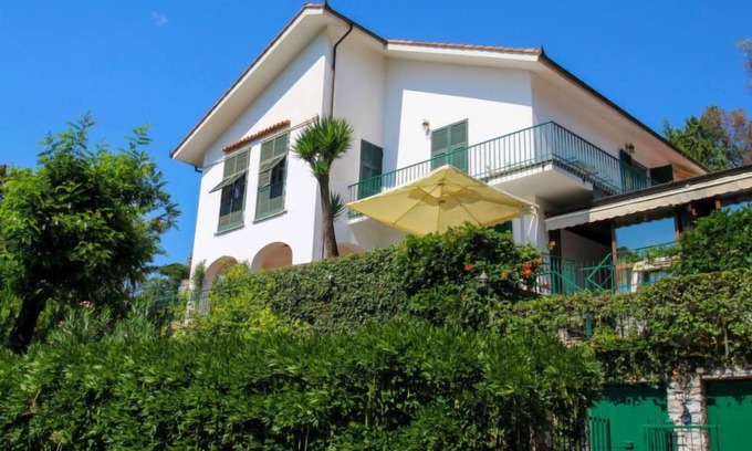 Casarza Ligure Apartment | Apartment Cà di Rolli in Casarza Ligure - 8 persons, 2 bedrooms