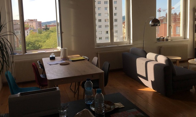 Croix Rousse Apartment | Apartment Canut in the heart of La Croix Rousse 2 steps from the metro