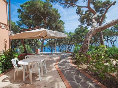 Capo D'arco Apartment | Apartment Capo d'Arco-2 by Interhome