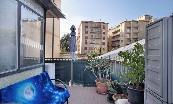 Vallecrosia Apartment | Apartment 'Casa Del Sole' with Sea View and Private Terrace