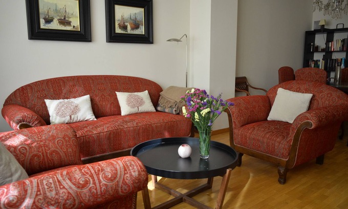 Beiro Apartment | Apartment 'Central, Spacious Parking' with Wi-Fi and Air Conditioning