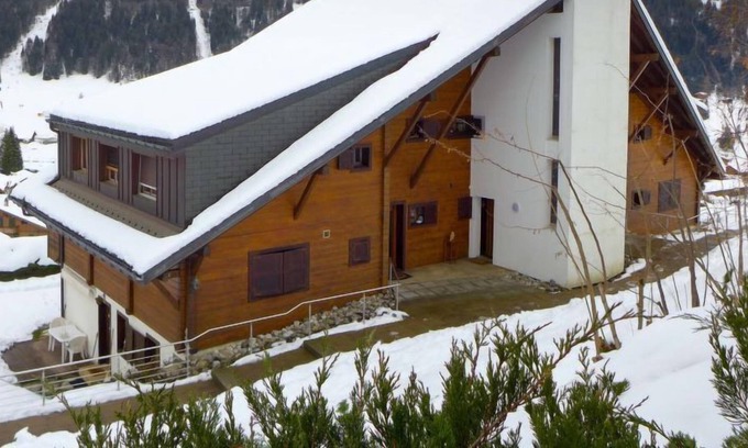 Ormont-Dessus Apartment | Apartment Chalet Bel Air in Les Diablerets - 4 persons, 2 bedrooms