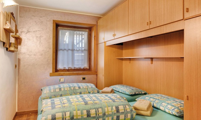Livigno Apartment | Apartment Chalet Maffins 1 near Ski Lifts with Mountain View