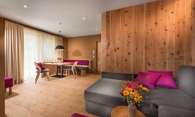 Sesto Apartment | Apartment 'Chalet Rudana A for 2 People' with Mountain View, Private Terrace and Wi-Fi