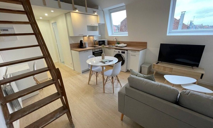 Roubaix Apartment | Apartment-City view-Private Bathroom