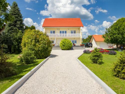 Cserszegtomaj Apartment | Apartment Cserszeg by Interhome
