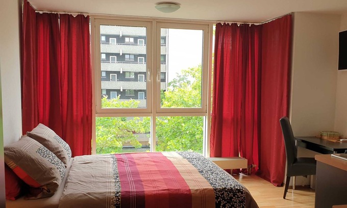 Alt-Betzenhausen Apartment | Apartment Seepark Apartment 2 Red - Apartment Seepark Freiburg
