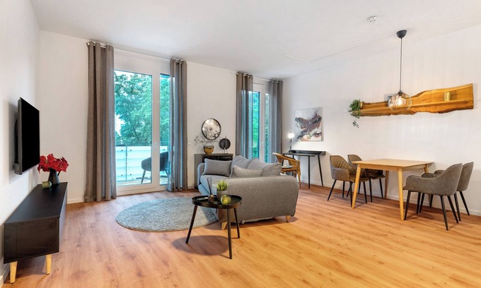 Unterwiehre-Nord Apartment | Apartment 'Km Style Apartments 8' with Balcony and Wi-Fi