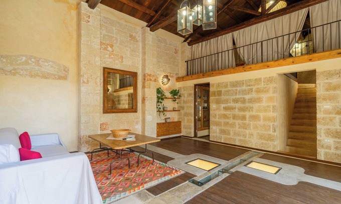 Specchia Apartment | Apartment 'Dimora Pisanelli' with Wi-Fi and Air Conditioning