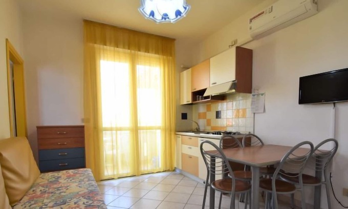 Porto Garibaldi Apartment | Apartment Doria Due in Porto Garibaldi - 6 persons, 2 bedrooms