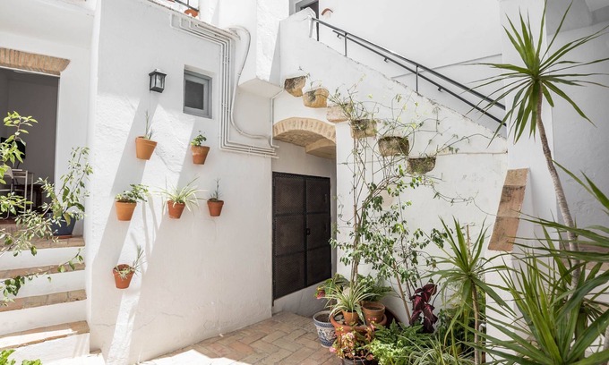 San Ambrosio House | Apartment 'Casa La Costanilla C' with Mountain View, Wi-Fi and Air Conditioning