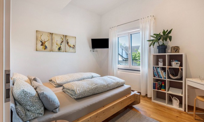 Weilheim Apartment | Apartment 'Ferienwohnung Black Forest' with Wi-Fi