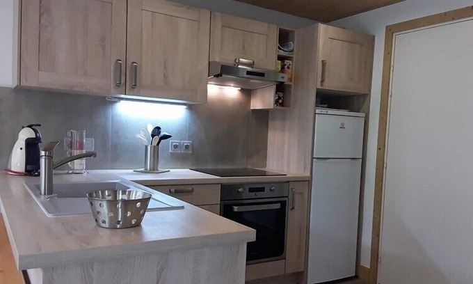 Cohennoz Apartment | Apartment for 4 people with separate bedroom