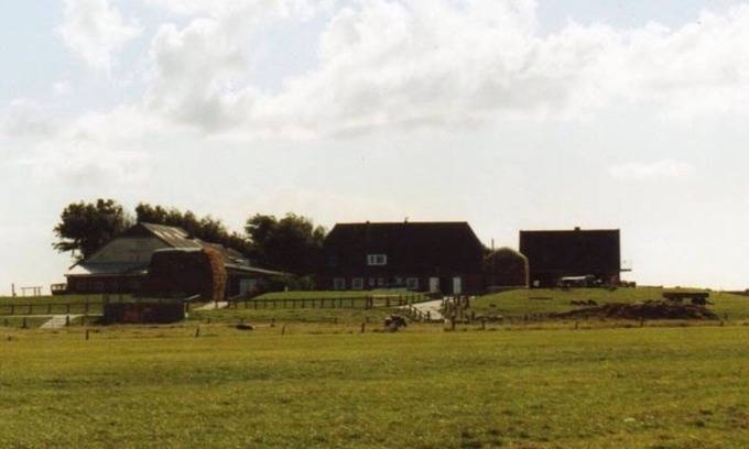 Langeneß Apartment | Apartment 'Friesenblau' with Sea View, Shared Terrace and Wi-Fi