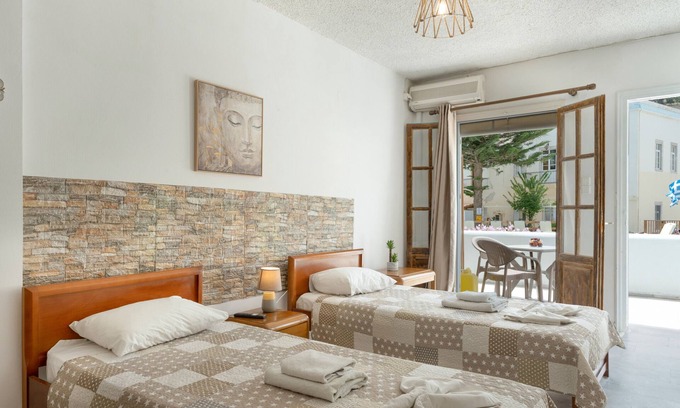 Kalymnos Town Apartment | Apartment 'Garden View No 3' with Mountain View, Wi-Fi and Air Conditioning