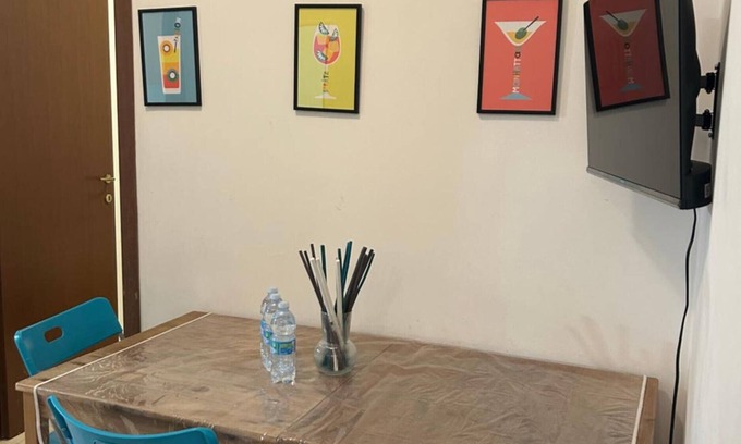 San Teodoro Apartment | Apartment 'Genova - A Due Passi Dall'acquario' with Wi-Fi and Air Conditioning