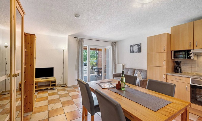Meersburg Apartment | Apartment 'Haus 4' with Lake View, Shared Terrace and Wi-Fi