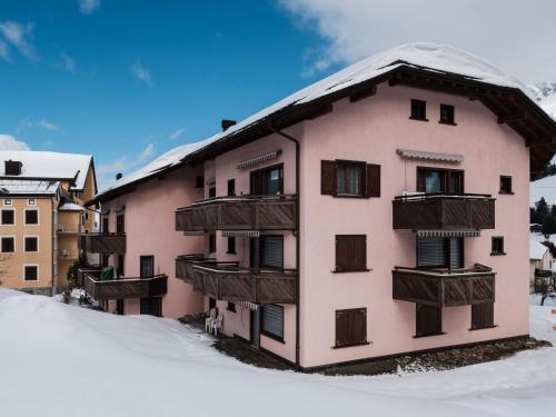 Parpan Apartment | Apartment Haus Sunneschy Whg- 202 by Interhome