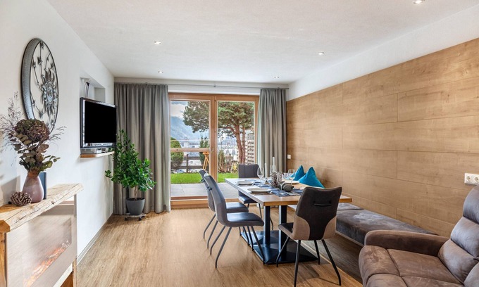 Kaltenbach Apartment | Apartment "Hochzillertal Gartenwohnung" with Mountain View, Terrace & Wi-Fi
