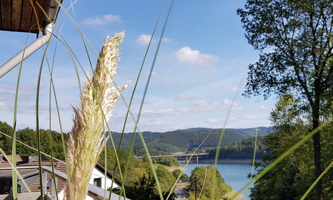 Attendorn Apartment | Apartment 'Hof Weuste' with Lake View, Shared Garden and Wi-Fi