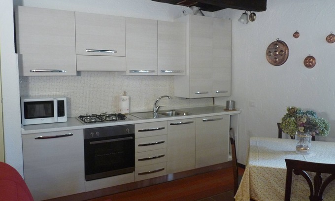 Orta San Giulio Apartment | Apartment Horta in the heart of Orta San Giulio on Lake Orta with parking