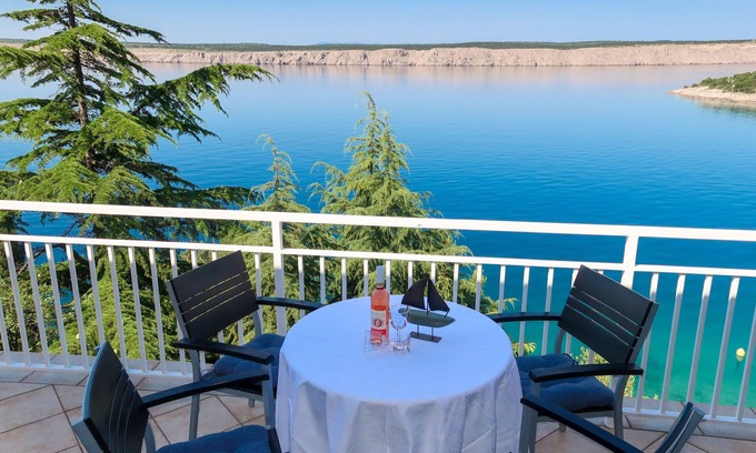 Jadranovo Apartment | Apartment Popara by Interhome