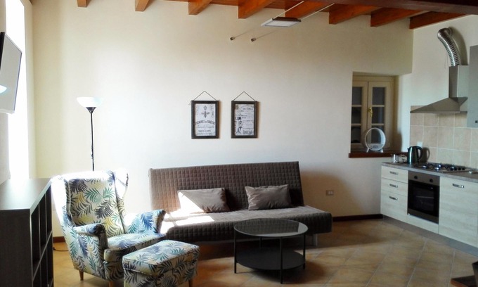 Guidizzolo Apartment | Apartment in authentic farm- strategic position for Garda Lake, go-kart, motocro