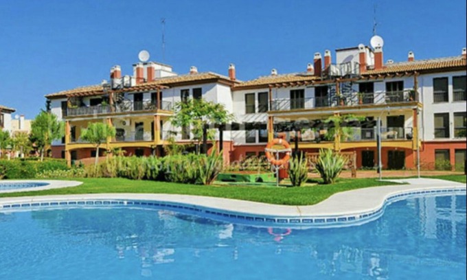 Costa Esuri Apartment | Apartment in Costa Esuri