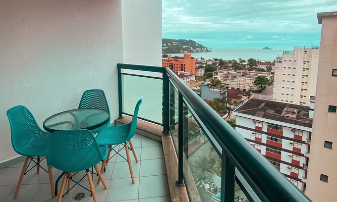 Loteamento Joao Batista Juliao Apartment | Apartment in Guarujá overlooking the sea