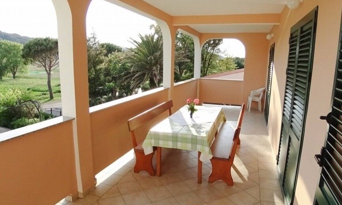Lopar Apartment | Apartment in Lopar with Balcony, Air condition, WIFI, Washing machine (893-1)