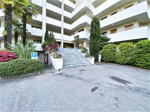 Luino Apartment | Apartment in Luino with Lake Maggiore Views