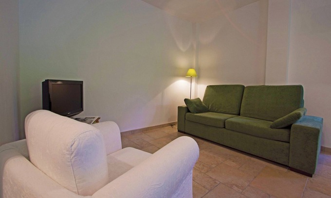 Montauroux Apartment | Apartment in Montauroux with Pool & Forest Views