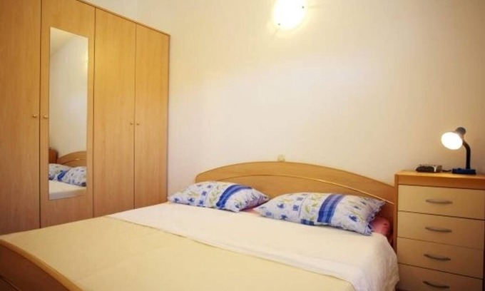 Preko Apartment | Apartment in Preko with Terrace, Air condition, WIFI, Washing machine (4568-5)