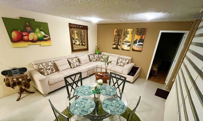 Quito Apartment | Apartment in Quito Riocentro Shopping Mall